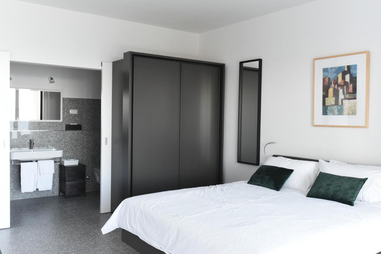 Buric House - M Suite - 95M2 And 54 M2 Terrace Ровинь Экстерьер фото